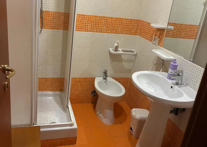 Rifugio Di Upon Metro B Pvt Bathroom Pvt Balcon